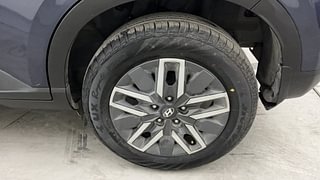 Used 2021 Hyundai Venue [2019-2022] SX 1.5 CRDI Diesel Manual tyres LEFT REAR TYRE RIM VIEW