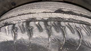 Used 2020 Renault Duster [2020-2022] RXZ Turbo CVT Petrol Petrol Automatic tyres LEFT FRONT TYRE TREAD VIEW