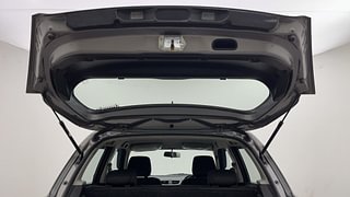 Used 2013 Maruti Suzuki Swift [2011-2017] VDi Diesel Manual interior DICKY DOOR OPEN VIEW
