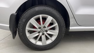 Used 2019 Volkswagen Ameo [2016-2020] Trendline 1.5L (D) Diesel Manual tyres RIGHT REAR TYRE RIM VIEW