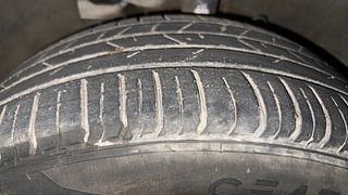 Used 2022 Hyundai Venue [2019-2022] SX 1.5 (O) executive CRDI Diesel Manual tyres LEFT FRONT TYRE TREAD VIEW