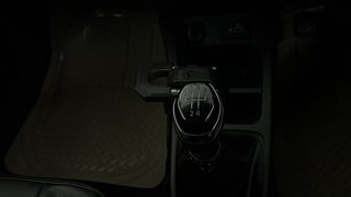 Used 2020 renault Kwid 1.0 RXT Opt Petrol Manual interior GEAR  KNOB VIEW