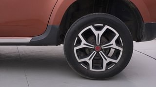 Used 2020 Renault Duster [2020-2022] RXZ Turbo CVT Petrol Petrol Automatic tyres LEFT REAR TYRE RIM VIEW