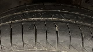 Used 2018 Tata Tiago [2016-2020] Revotron XZA AMT Petrol Automatic tyres RIGHT FRONT TYRE TREAD VIEW