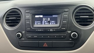 Used 2019 Hyundai Xcent S Petrol Manual top_features Integrated (in-dash) music system