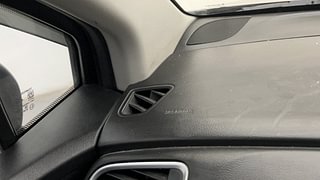 Used 2018 Maruti Suzuki S-Cross Zeta 1.3 Diesel Manual top_features Airbags