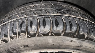 Used 2014 Volkswagen Polo [2010-2014] Highline 1.2 (D) Diesel Manual tyres LEFT REAR TYRE TREAD VIEW