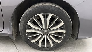 Used 2018 Honda City [2017-2020] ZX CVT Petrol Automatic tyres RIGHT FRONT TYRE RIM VIEW
