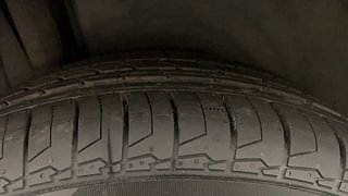 Used 2018 Maruti Suzuki S-Cross Zeta 1.3 Diesel Manual tyres RIGHT REAR TYRE TREAD VIEW