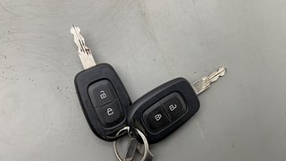 Used 2018 Renault Duster [2015-2019] 85 PS RXS MT Diesel Manual extra CAR KEY VIEW
