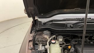 Used 2018 Maruti Suzuki S-Cross Zeta 1.3 Diesel Manual engine ENGINE RIGHT SIDE HINGE & APRON VIEW