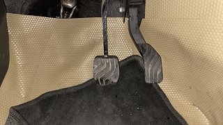 Used 2021 Renault Triber RXZ AMT Petrol Automatic interior PEDALS VIEW