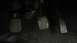 Used 2015 Maruti Suzuki Alto 800 Lxi Petrol Manual interior PEDALS VIEW