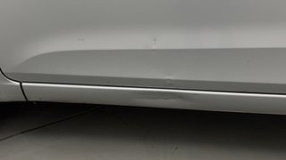 Used 2020 Hyundai Elite i20 [2018-2020] Sportz Plus 1.4 CRDI Diesel Manual dents MINOR SCRATCH