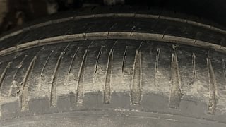 Used 2016 volkswagen Vento 1.5L Highline Diesel Diesel Manual tyres RIGHT FRONT TYRE TREAD VIEW