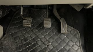 Used 2021 Maruti Suzuki Alto 800 LXi (O) Petrol Manual interior PEDALS VIEW