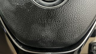 Used 2016 volkswagen Vento 1.5L Highline Diesel Diesel Manual top_features Airbags