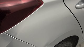 Used 2020 Hyundai Elite i20 [2018-2020] Sportz Plus 1.4 CRDI Diesel Manual dents MINOR SCRATCH