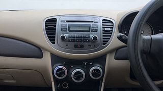 Used 2010 Hyundai i10 Magna 1.2 Petrol Manual interior MUSIC SYSTEM & AC CONTROL VIEW