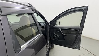Used 2018 Renault Duster [2015-2019] 85 PS RXS MT Diesel Manual interior RIGHT FRONT DOOR OPEN VIEW
