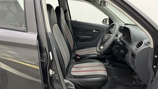 Used 2015 Maruti Suzuki Alto 800 Lxi Petrol Manual interior RIGHT SIDE FRONT DOOR CABIN VIEW