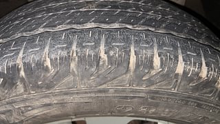 Used 2017 Honda CR-V [2013-2018] 2.0L 2WD AT Petrol Automatic tyres LEFT REAR TYRE TREAD VIEW