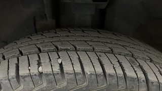 Used 2018 Renault Kwid [2017-2019] RXT 1.0 SCE Special (O) Petrol Manual tyres LEFT FRONT TYRE TREAD VIEW