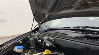 Used 2015 Maruti Suzuki Alto 800 Lxi Petrol Manual engine ENGINE RIGHT SIDE HINGE & APRON VIEW