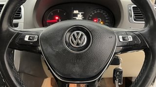 Used 2016 volkswagen Vento 1.5L Highline Diesel Diesel Manual top_features Steering mounted controls
