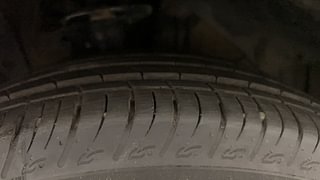 Used 2018 Maruti Suzuki S-Cross Zeta 1.3 Diesel Manual tyres RIGHT FRONT TYRE TREAD VIEW
