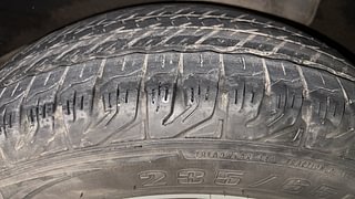 Used 2017 Honda CR-V [2013-2018] 2.0L 2WD AT Petrol Automatic tyres RIGHT REAR TYRE TREAD VIEW