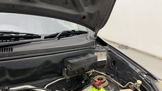 Used 2015 Maruti Suzuki Alto 800 Lxi Petrol Manual engine ENGINE LEFT SIDE HINGE & APRON VIEW
