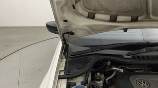 Used 2014 Volkswagen Polo [2010-2014] Highline 1.2 (D) Diesel Manual engine ENGINE RIGHT SIDE HINGE & APRON VIEW