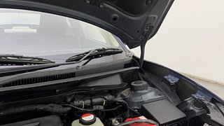Used 2018 Maruti Suzuki Dzire [2017-2020] VDI Diesel Manual engine ENGINE LEFT SIDE HINGE & APRON VIEW