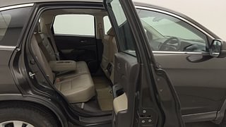 Used 2017 Honda CR-V [2013-2018] 2.0L 2WD AT Petrol Automatic interior RIGHT SIDE REAR DOOR CABIN VIEW