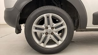 Used 2021 Renault Triber RXZ AMT Petrol Automatic tyres RIGHT REAR TYRE RIM VIEW