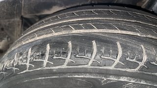 Used 2020 Hyundai Elite i20 [2018-2020] Sportz Plus 1.4 CRDI Diesel Manual tyres LEFT REAR TYRE TREAD VIEW