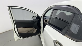 Used 2019 Hyundai Xcent S Petrol Manual interior LEFT FRONT DOOR OPEN VIEW