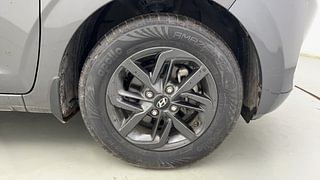 Used 2021 Hyundai Grand i10 Nios Sportz 1.2 Kappa VTVT Petrol Manual tyres RIGHT FRONT TYRE RIM VIEW