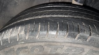 Used 2023 Tata Altroz XZA+ (S) 1.2l Petrol AT Petrol Automatic tyres RIGHT FRONT TYRE TREAD VIEW