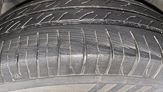 Used 2011 Hyundai i20 [2008-2012] Asta 1.2 Petrol Manual tyres LEFT FRONT TYRE TREAD VIEW