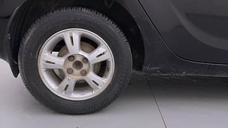 Used 2011 Hyundai i20 [2008-2012] Asta 1.2 Petrol Manual tyres RIGHT REAR TYRE RIM VIEW