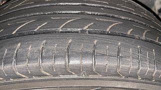 Used 2011 Hyundai i20 [2008-2012] Asta 1.2 Petrol Manual tyres RIGHT FRONT TYRE TREAD VIEW