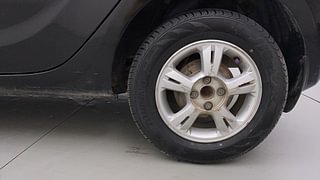Used 2011 Hyundai i20 [2008-2012] Asta 1.2 Petrol Manual tyres LEFT REAR TYRE RIM VIEW