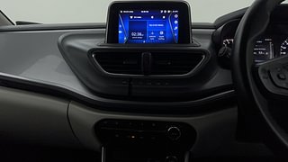 Used 2023 Tata Altroz XZA+ (S) 1.2l Petrol AT Petrol Automatic interior MUSIC SYSTEM & AC CONTROL VIEW