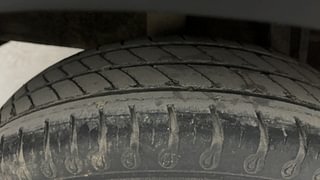 Used 2021 Renault Kwid CLIMBER 1.0 AMT Opt Petrol Automatic tyres RIGHT REAR TYRE TREAD VIEW