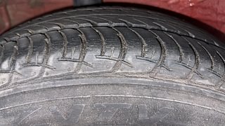 Used 2016 Maruti Suzuki Celerio VXI AMT Petrol Automatic tyres RIGHT REAR TYRE TREAD VIEW