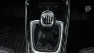 Used 2020 Kia Sonet GTX Plus 1.0 iMT Petrol Manual interior GEAR  KNOB VIEW