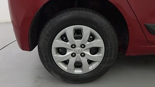 Used 2017 Hyundai Elite i20 [2014-2018] Sportz 1.2 Petrol Manual tyres RIGHT REAR TYRE RIM VIEW