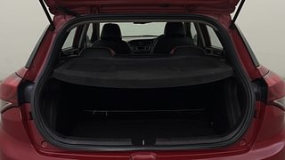Used 2017 Hyundai Elite i20 [2014-2018] Sportz 1.2 Petrol Manual interior DICKY INSIDE VIEW
